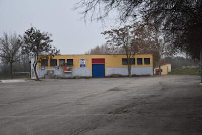 AREA DE SERVICO AUTOCARAVANA CARAVANA Y CAMPER en Zuera (Zaragoza)
