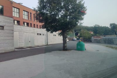 Área autocaravanas en Mugueimes (Ourense)