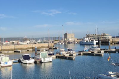 Área de Autocaravanas Puerto de Barbate en Barbate (Cádiz)