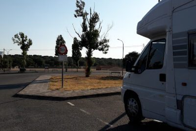 Área de Autocaravanas del Encinar en Terradillos (Salamanca)