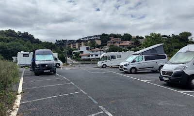 Área de autocaravanas de Bakio en Baquio (Vizcaya)