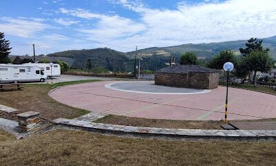Área de autocaravanas de San Tirso de Abres en San Tirso de Abres (Asturias)