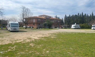 Àrea d´Autocaravanes Lidia en Cabanes (Girona)