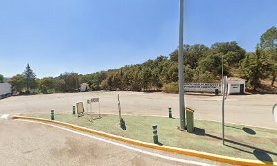 Área privada de autocaravanas en Santa Elena (Jaén)