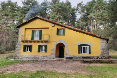 Campamento Juveníl Alto del León en Gudillos (Segovia)