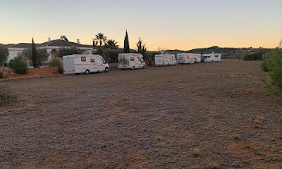 Camperplaats EL NOGAL en Ayora (Valencia)