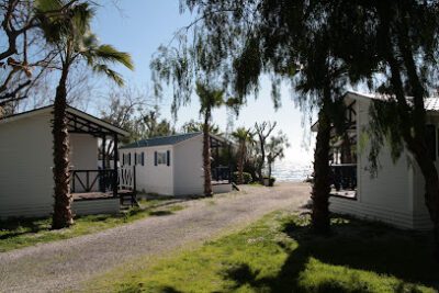 Camping Castillo de Baños - Grupo Campingred en Polopos (Granada)