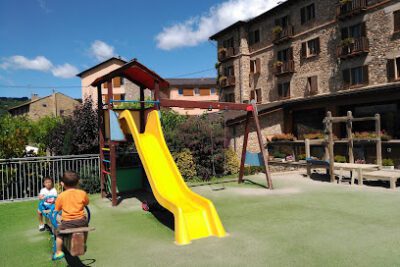 Camping Cerdanya en Prullans (Lleida)