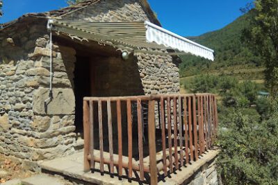 Camping Ribera del Ara en Fiscal (Huesca)
