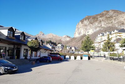 Camping Escarra en Escarrilla (Huesca)