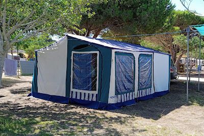 Camping Faro de Trafalgar en Los Caños de Meca (Cádiz)