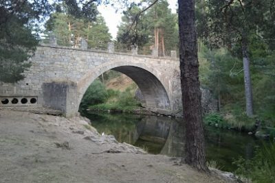 Camping Hoyos del Espino en Hoyos del Espino (Ávila)