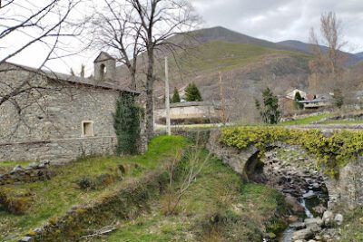 Camping La Zarapica en Palacios del Sil (León)