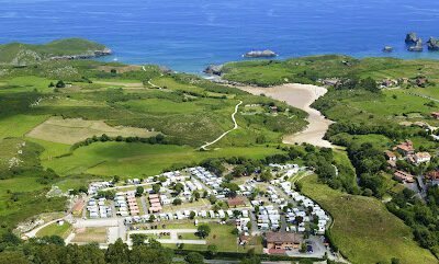 Camping Colombres en Póo (Asturias)