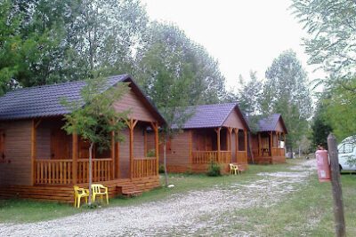 Camping Los Álamos en La Virgen de la Vega (Teruel)