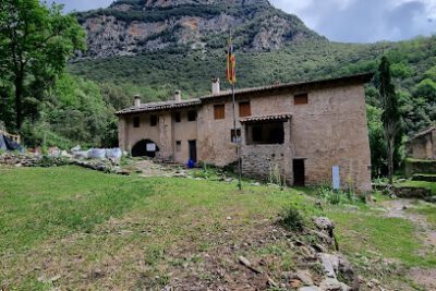 Càmping Masia Sadernes en Sadernes (Girona)