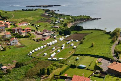 Camping El Peñoso en Antromero (Asturias)