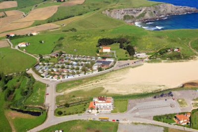 Camping Playa de Ajo en Ajo (Cantabria)