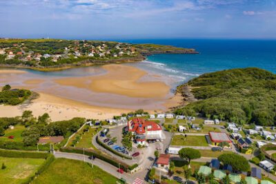 Camping Playa la Arena en Arnuero (Cantabria)