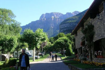 Camping Río Ara en Torla-Ordesa (Huesca)