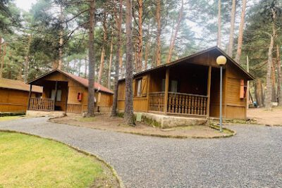 Camping Valle Enmedio en Peguerinos (Ávila)