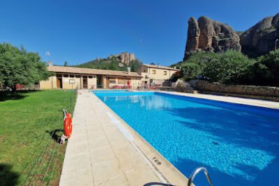 Camping municipal de Agüero Peña Sola en Agüero (Huesca)