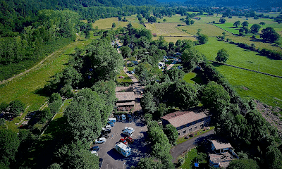Camping y Apartamentos El Molino de Cabuérniga en Sopeña (Cantabria)
