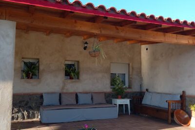 Casa rural La Hoja el Valle en Valdecaballeros (Badajoz)