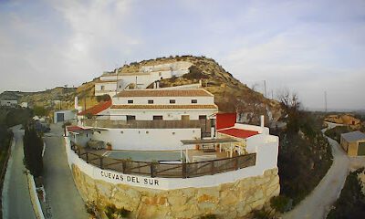 Cuevas del Sur en Cuevas del Campo (Granada)