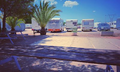 NaturCaravaning Parking en Los Felipes (Valencia)